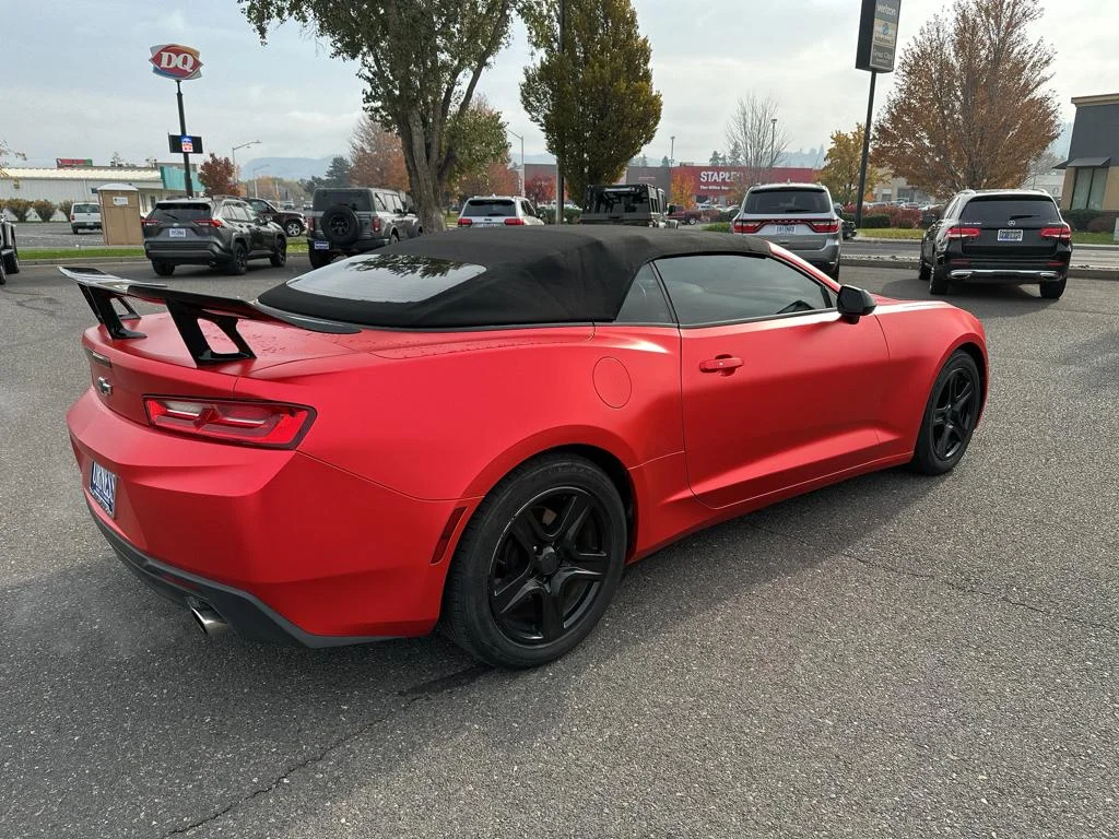 Used 2018 Red Chevrolet 1LT image 7