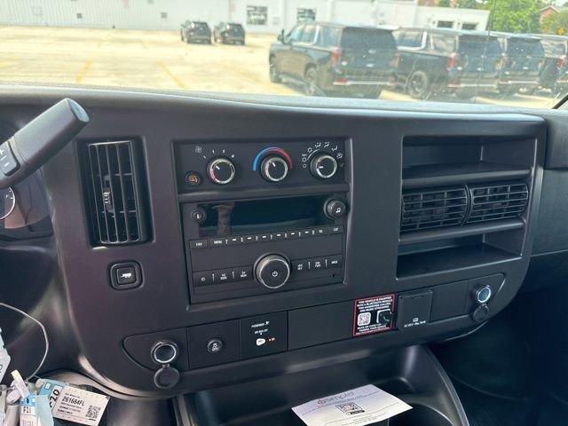 2026 Chevrolet Express Cargo Work Van - Photo 17