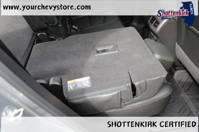 Used 2023 Gray Chevrolet Premier image 17