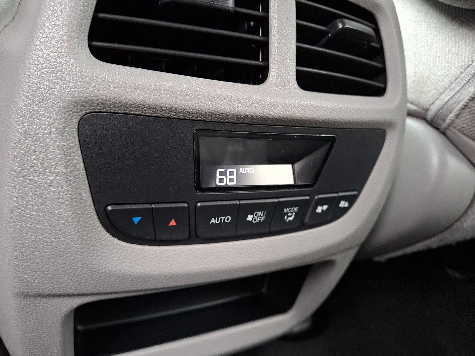 Used 2021 Lunar Silver Metallic Honda EX image 10