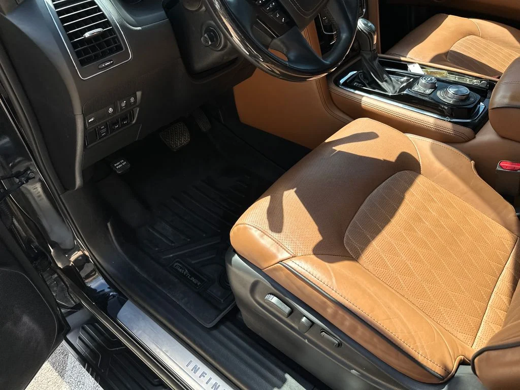 Used 2021 Black INFINITI Sensory image 23