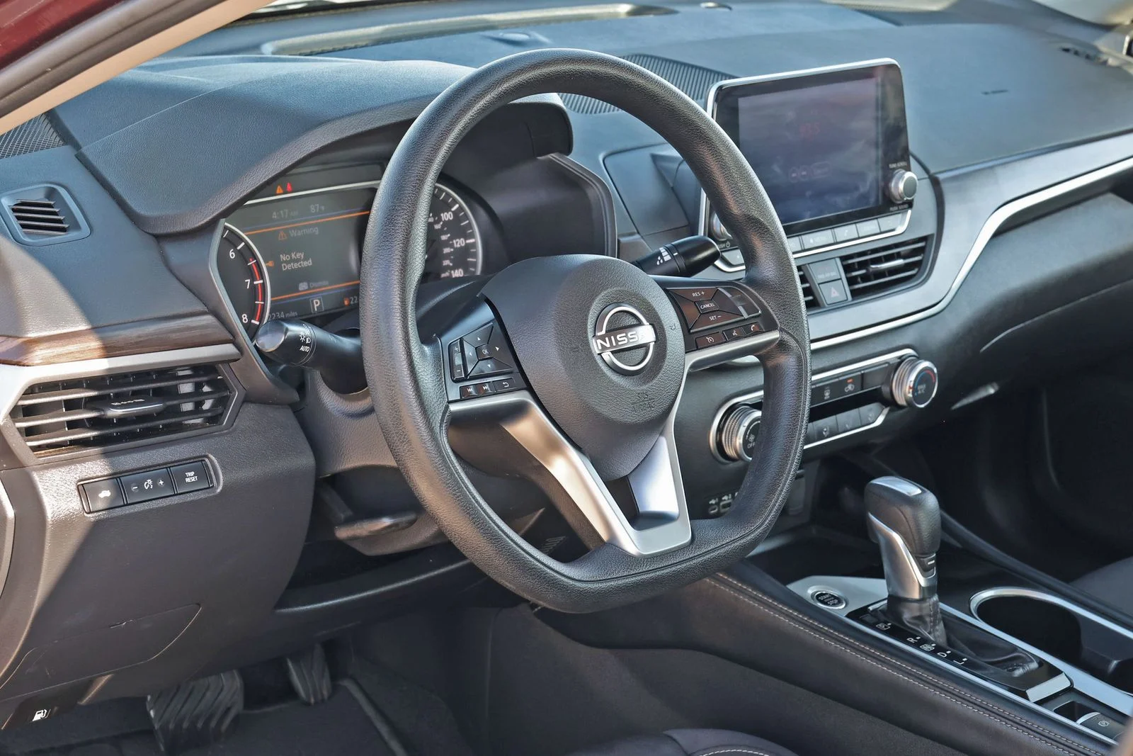 Used 2023 Red Nissan 2.5 SV image 11