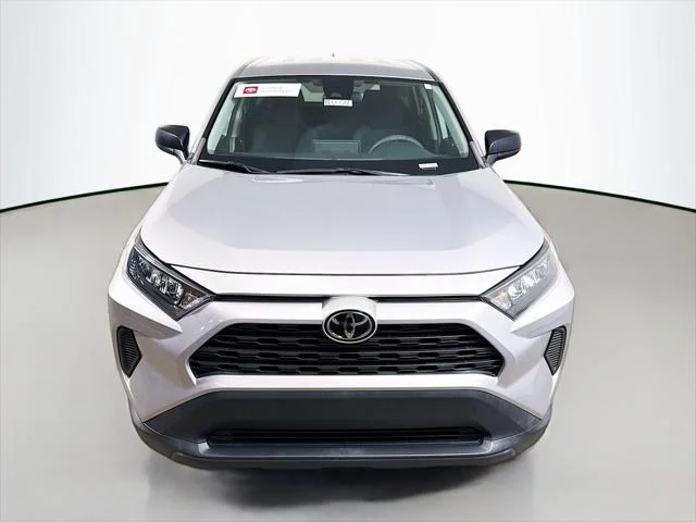 Certified Used 2022 SILVER SKY METALLIC Toyota  image 2