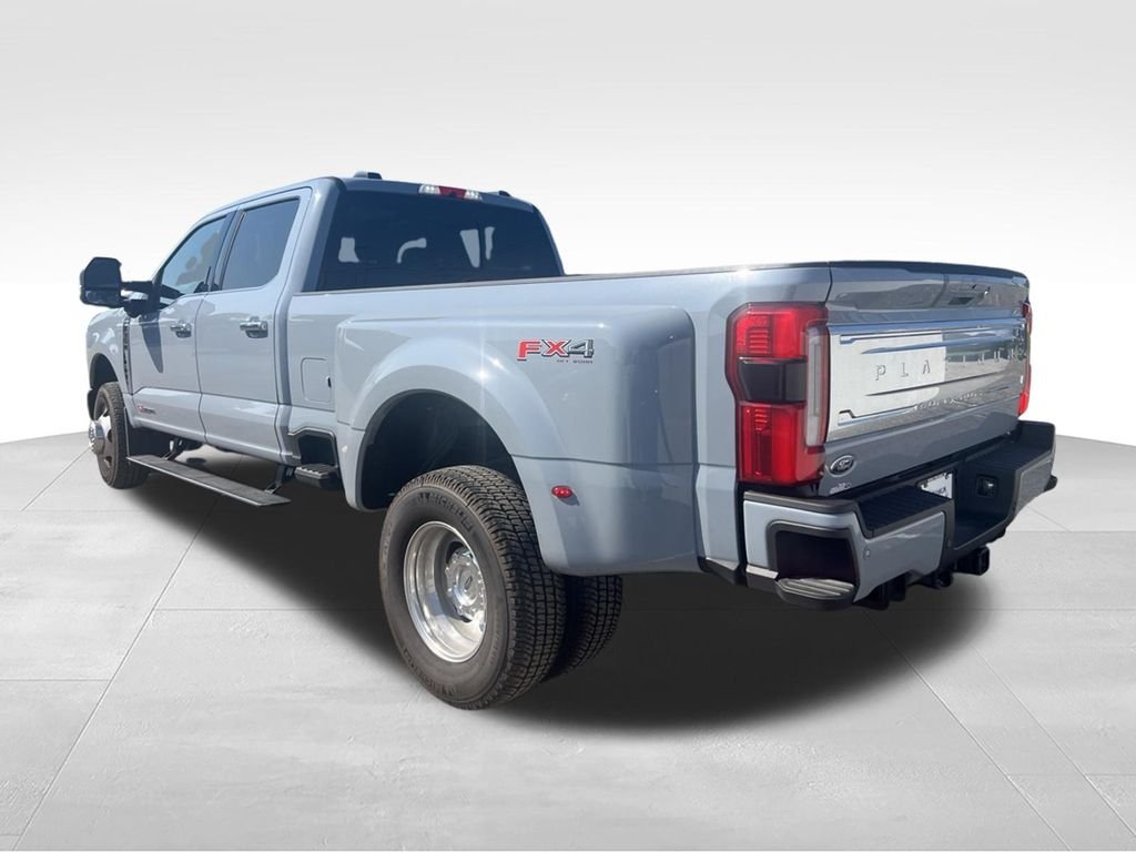 Used 2026 Gray Ford Platinum image 12