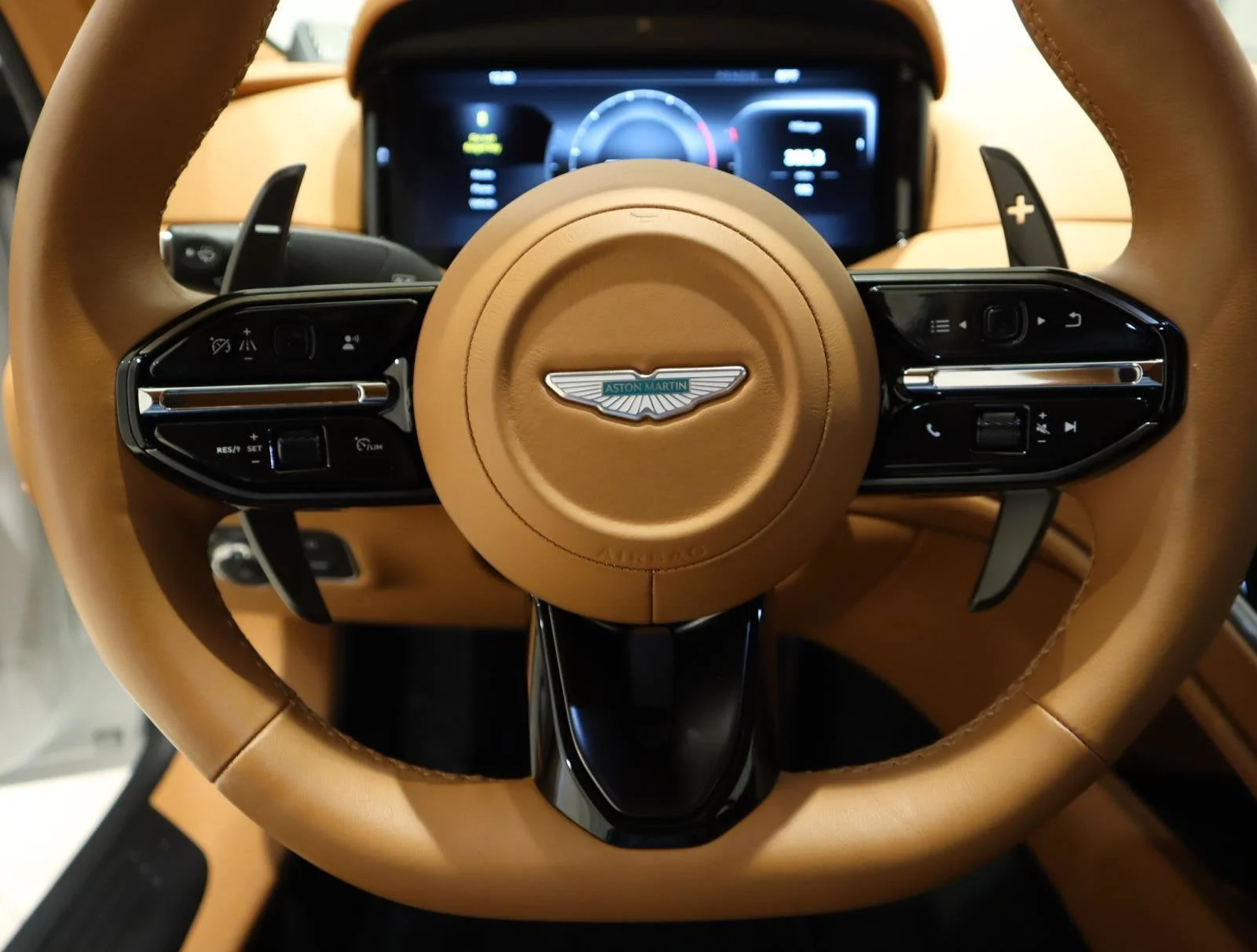 Used 2024 Zenith White Aston Martin  image 24