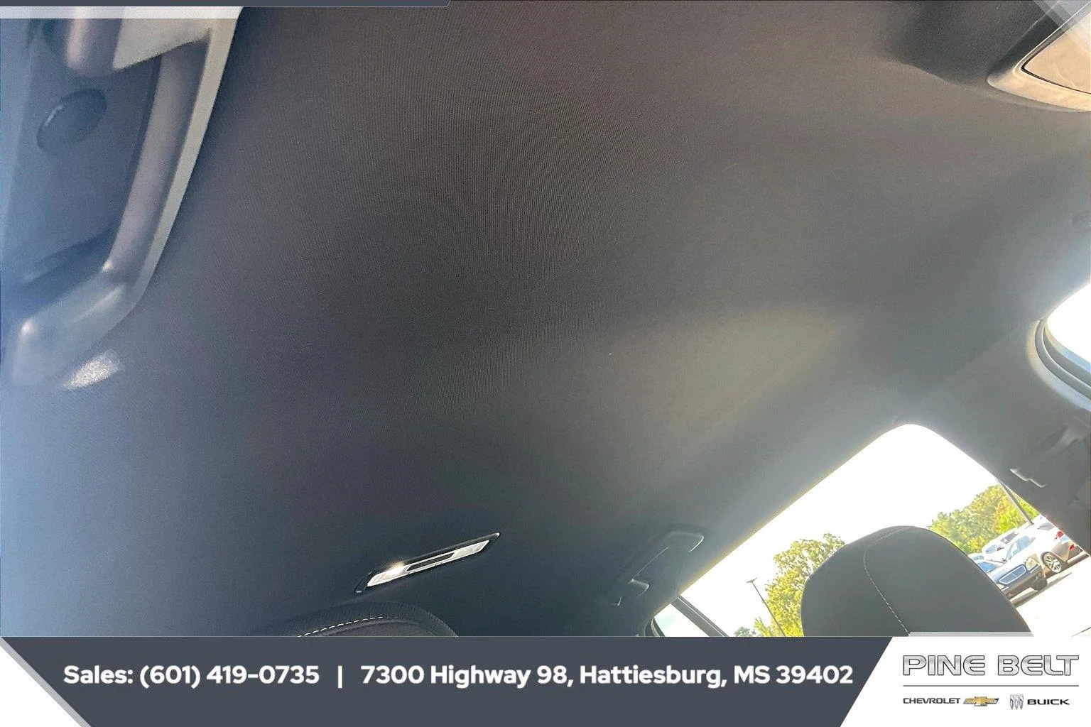 Used 2026 Ebony Twilight Metallic GMC Elevation image 16