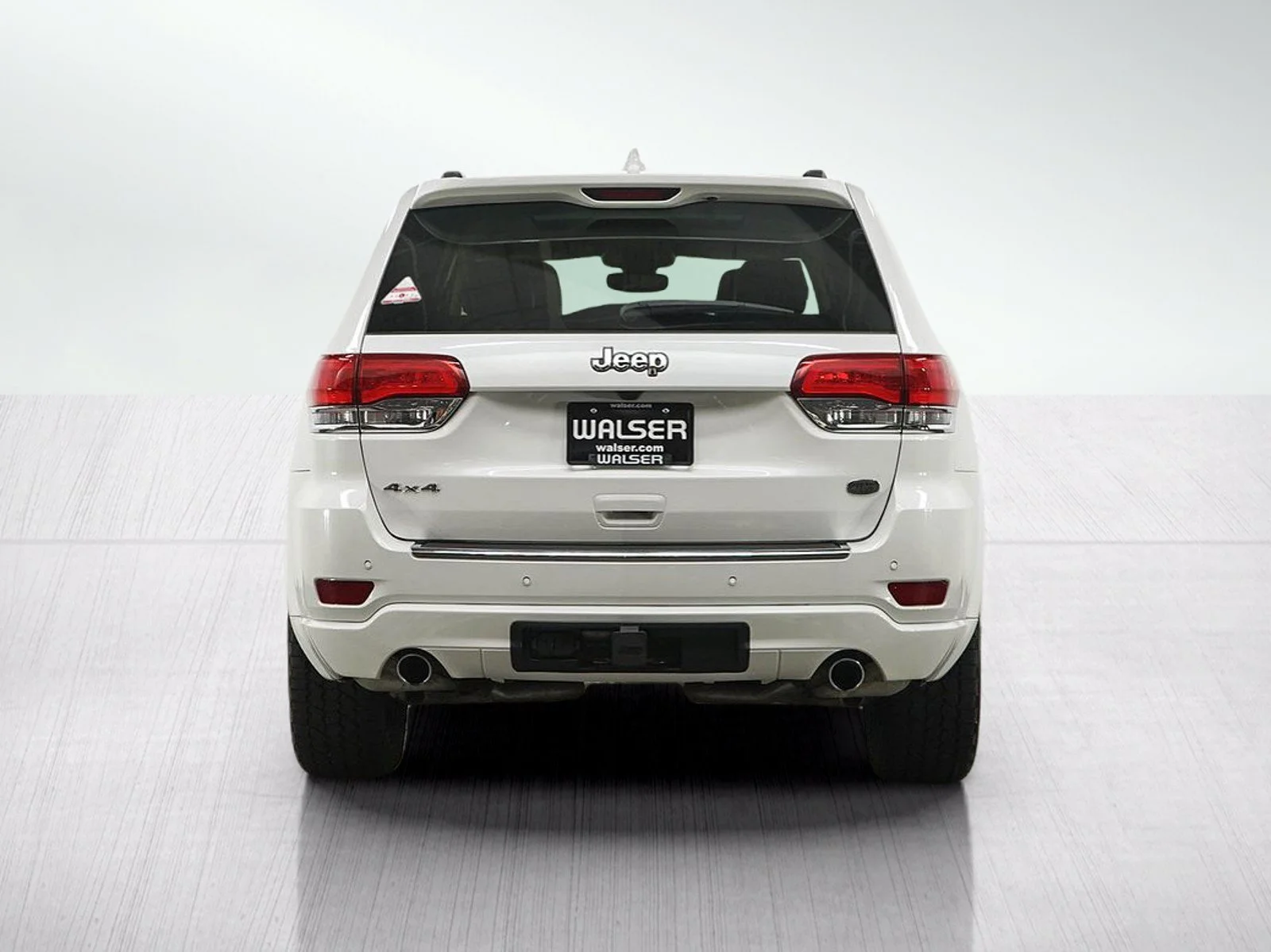 Used 2021 Ivory 3-Coat Jeep Overland image 4