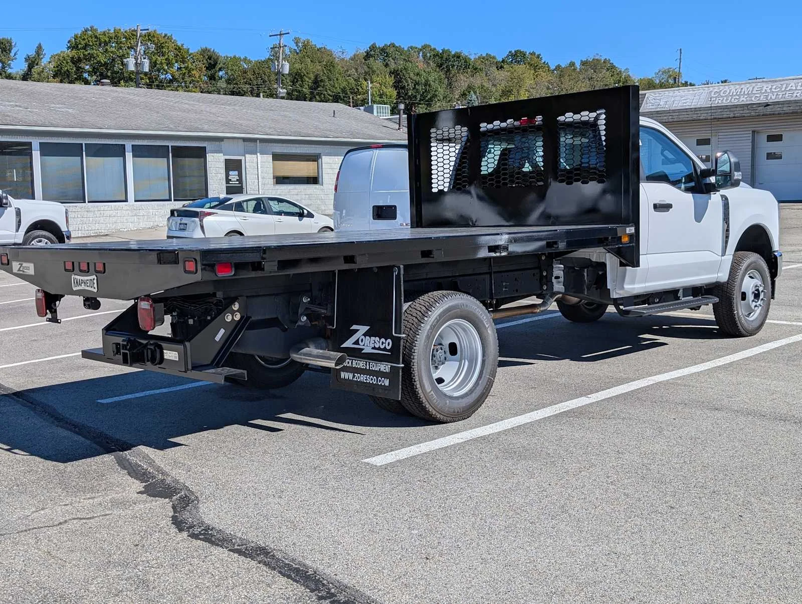 New 2026 Oxford White Ford F-350® XL image 8