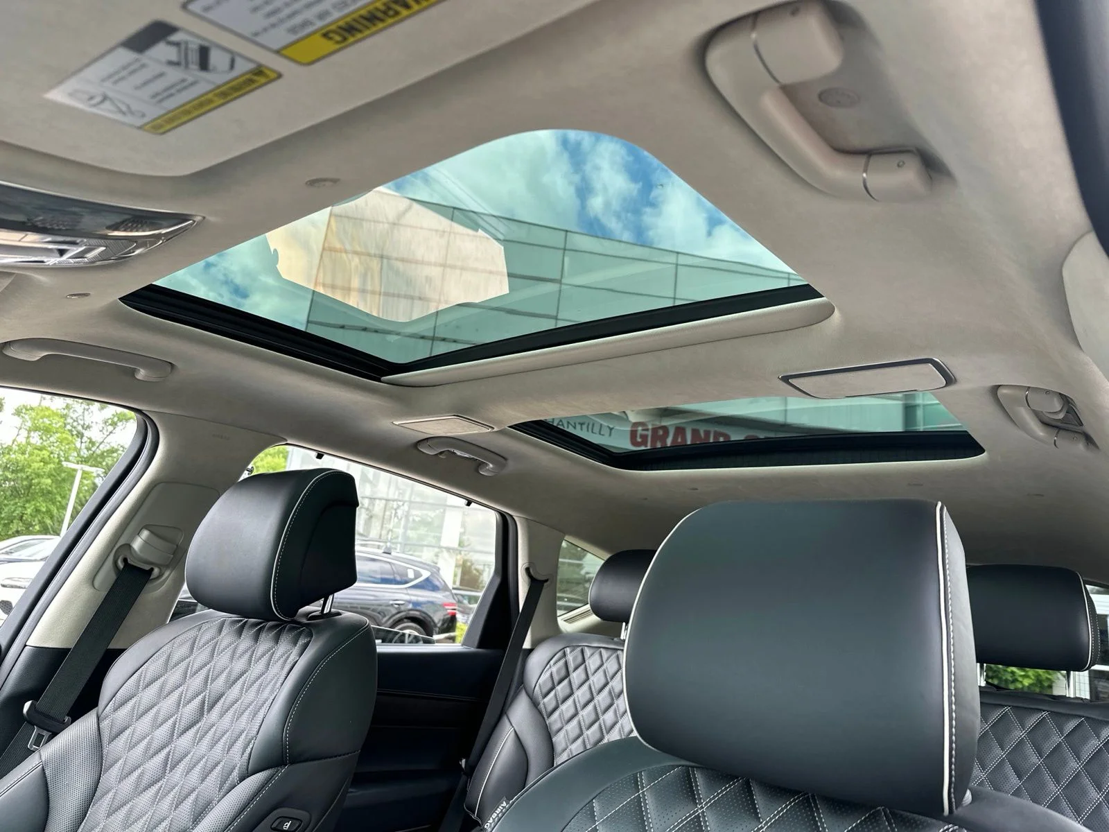 Used 2024 Gray Genesis 3.5T image 10