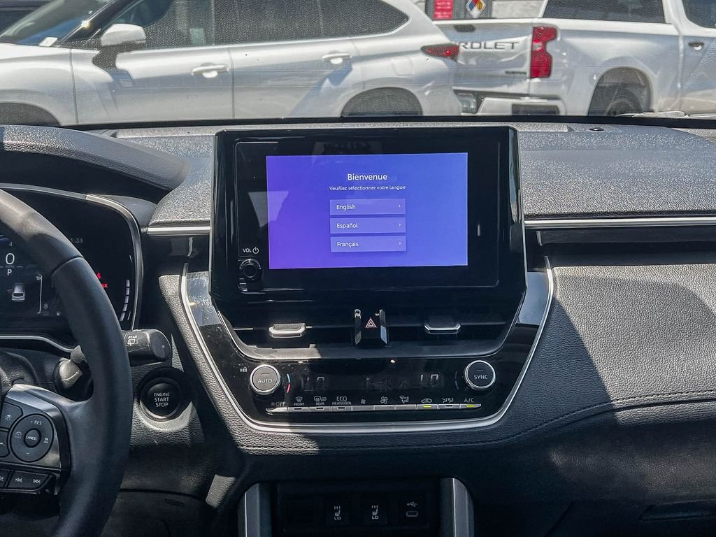 Used 2024  Toyota XLE image 13