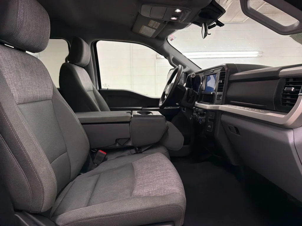 Used 2025 White Ford XLT image 26