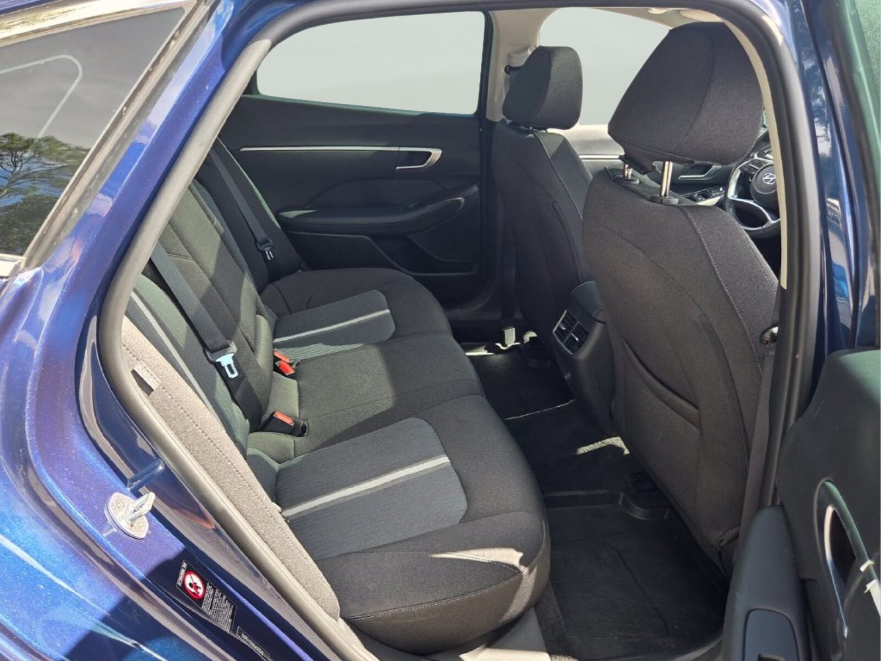 Used 2021 Stormy Sea Hyundai SEL image 17