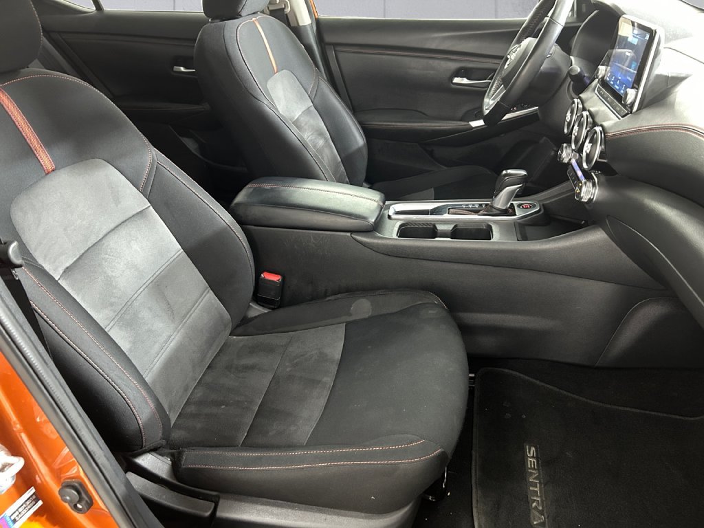 Used 2025 Orange Nissan SR image 13