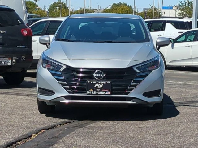 2025 Nissan Versa Sedan SV - Photo 3
