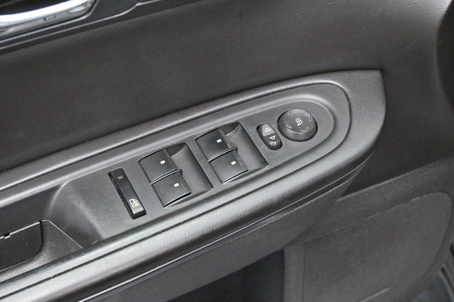 Used 2016 Tungsten Metallic Chevrolet LT image 11