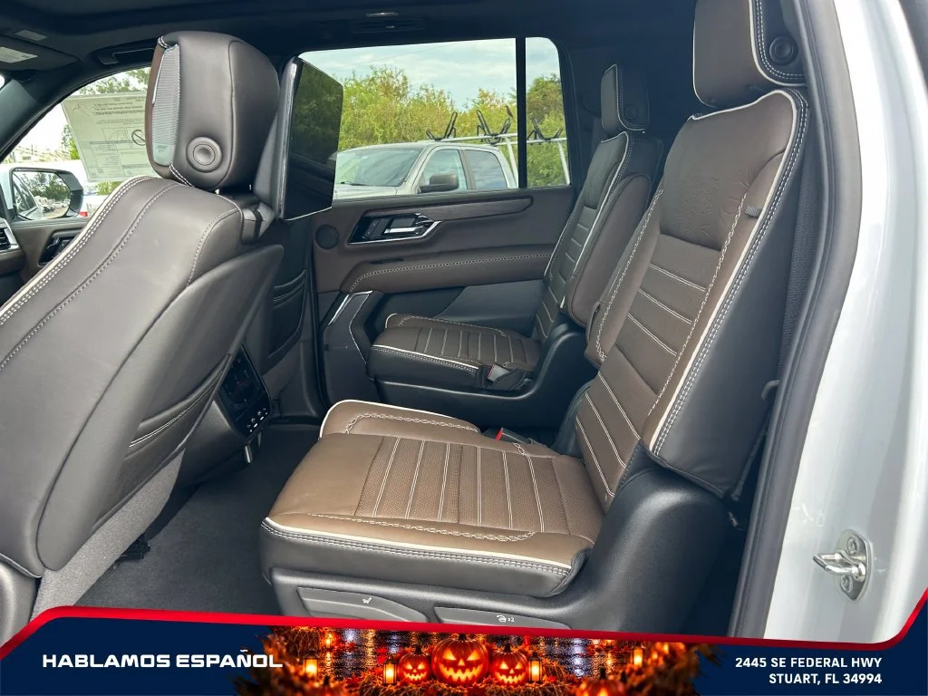 New 2027 Glacier White Tricoat GMC Denali Ultimate image 11