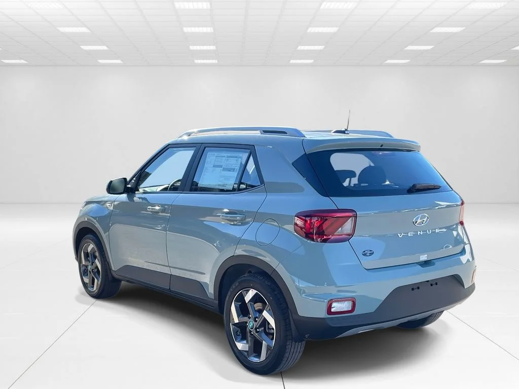 New 2026 Green Hyundai SEL image 4
