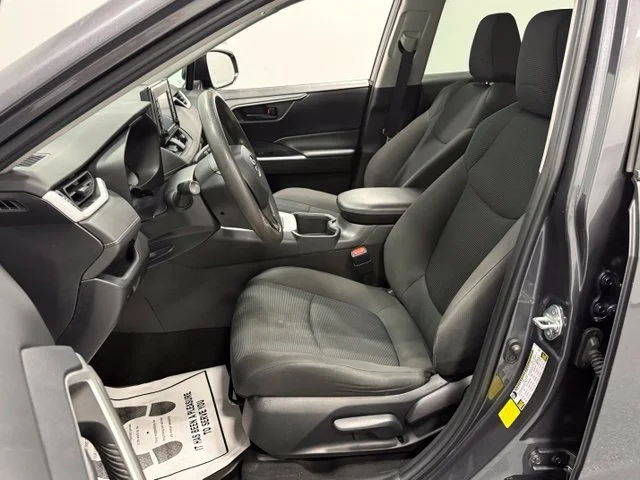 Used 2022 Gray Toyota LE image 9