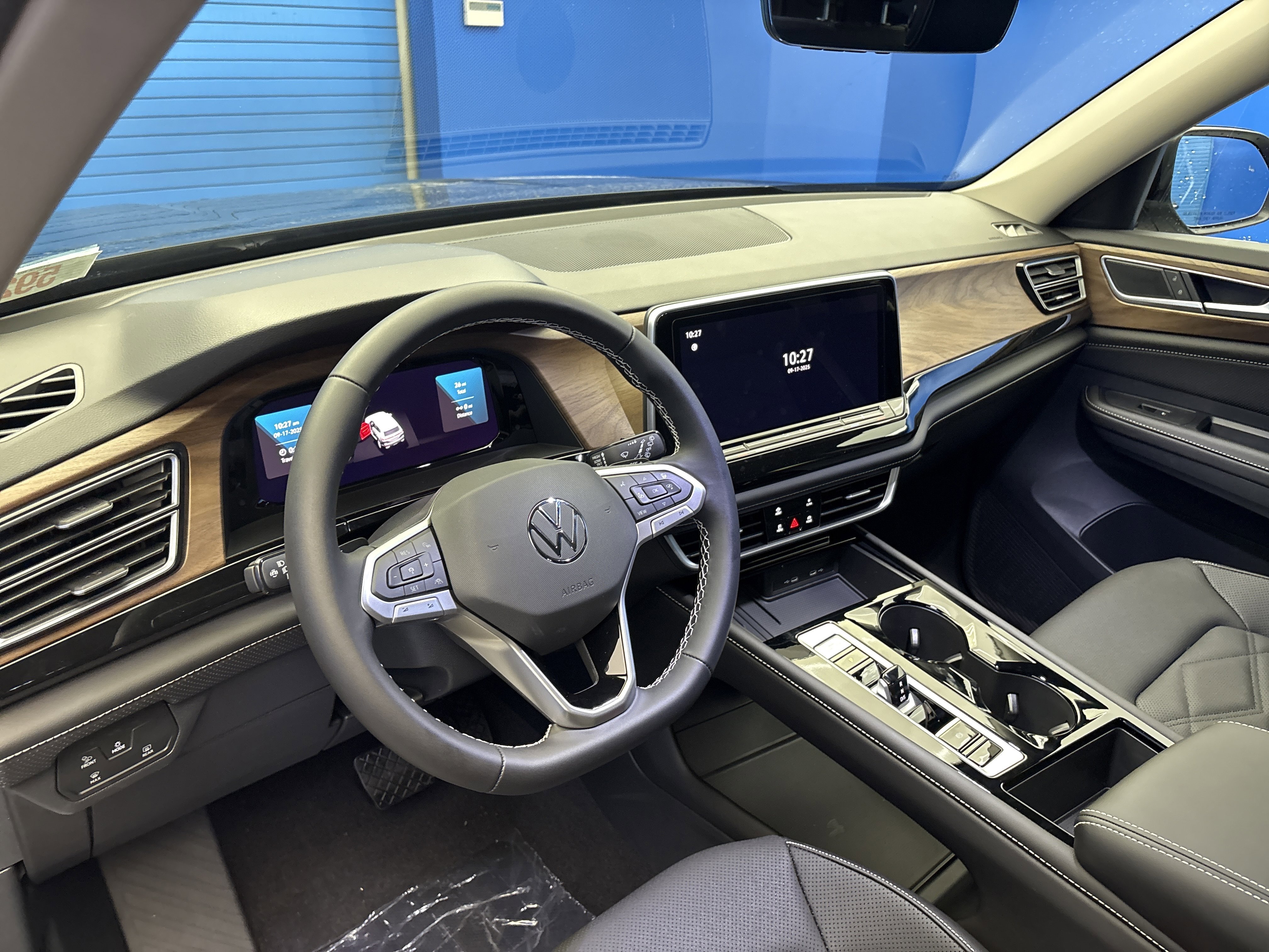 2026 Volkswagen Atlas SE w/Tech - Photo 11