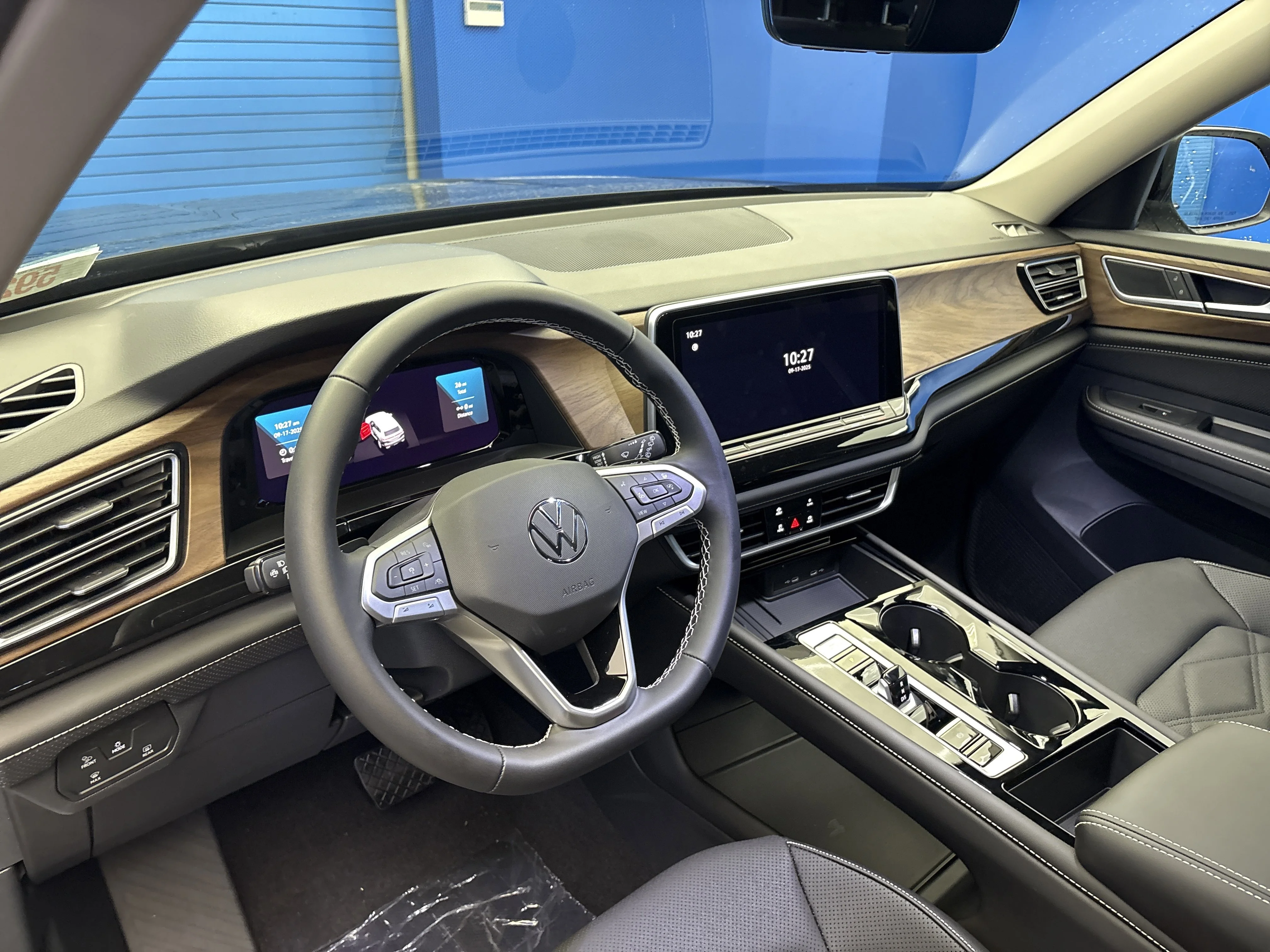 2026 Volkswagen Atlas SE w/Tech - Photo 11