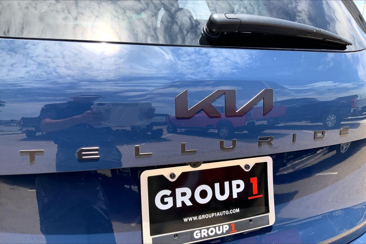 Used 2025 Midnight Lake Blue Kia SX-Prestige X-Line image 33