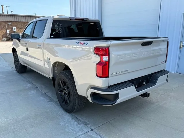 New 2026 White Sands Chevrolet RST image 6