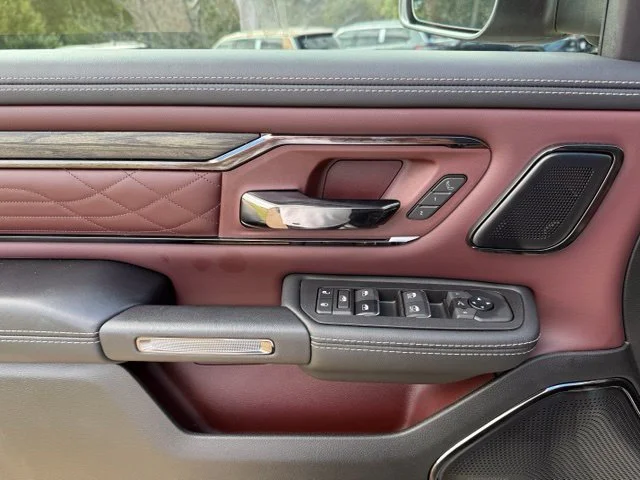 New 2025 Billet Silver Metallic Clear-Coat Exterior Paint RAM Limited image 15