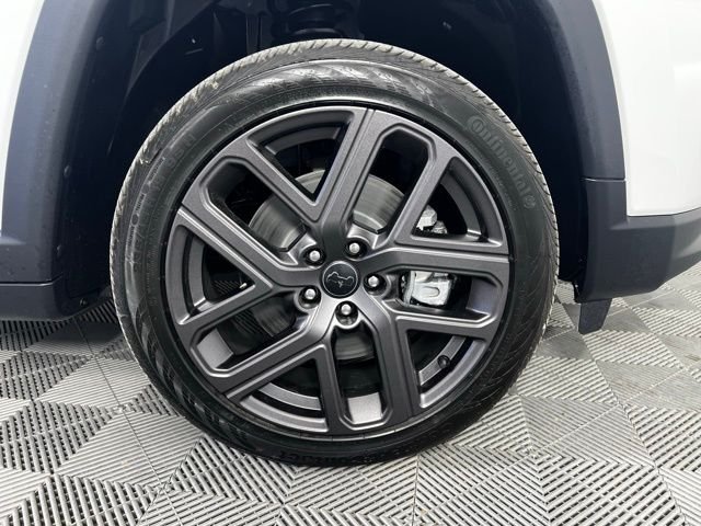 New 2026 White Jeep Limited image 39