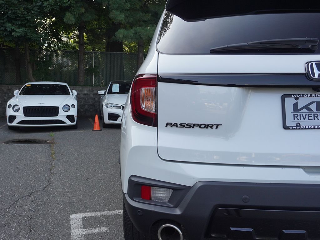 Used 2024 White Honda Black Edition image 18