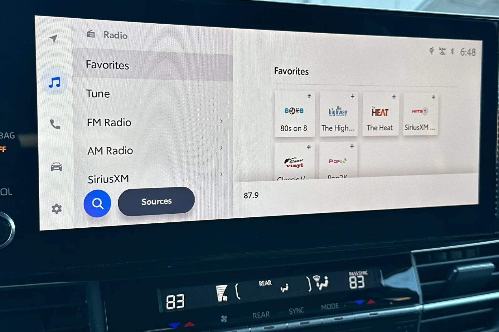 2025 Toyota Sienna XLE - Photo 25
