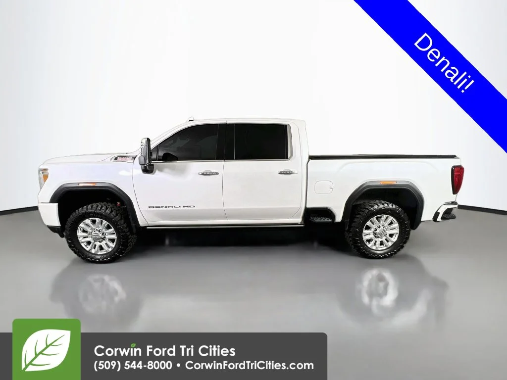Used 2022 White Frost Tri-Coat GMC Denali image 5