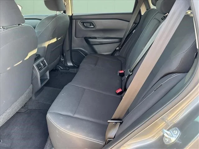 Used 2024 Gray Nissan S image 10