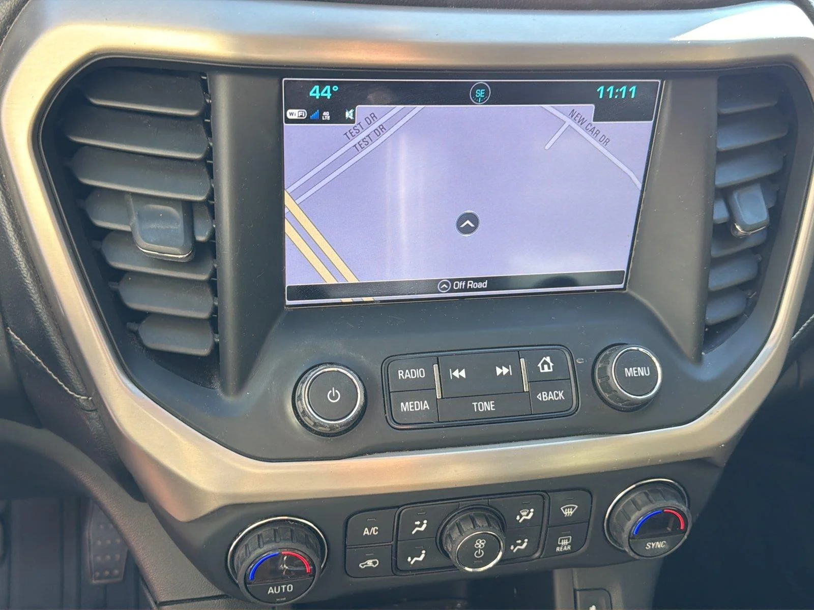 Used 2017  GMC Denali image 19