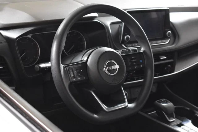 Used 2023 Gray Nissan SV image 21