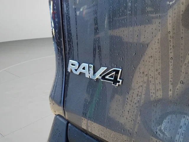 Used 2025 Gray Toyota Hybrid LE image 5