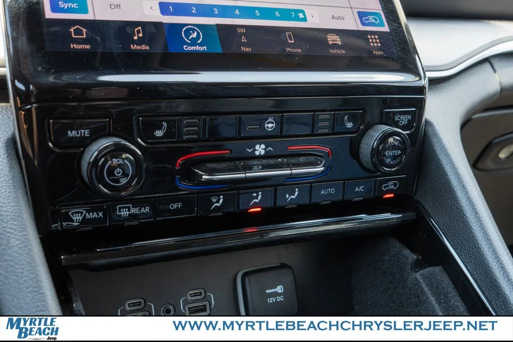 Certified Used 2021 Diamond Black Jeep Limited image 23