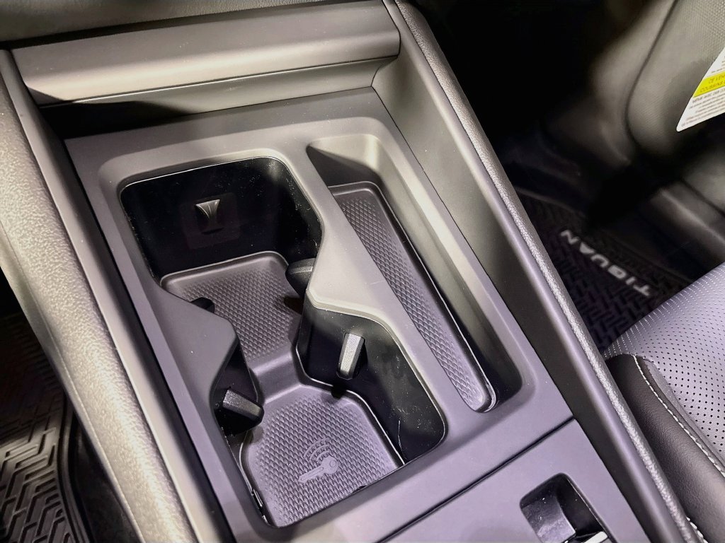 New 2026  Volkswagen SE R-Line Black image 15