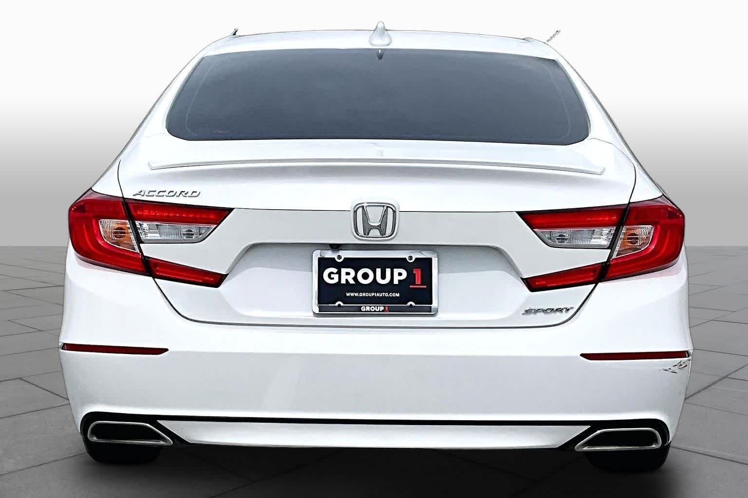 Used 2020 Platinum White Pearl Honda Sport image 5