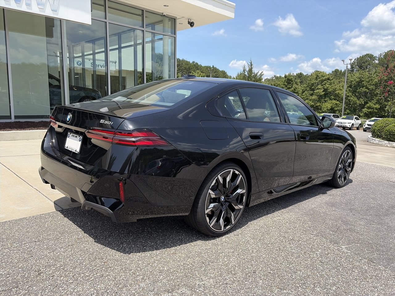 New 2027 Black Sapphire Metallic BMW 530i image 8