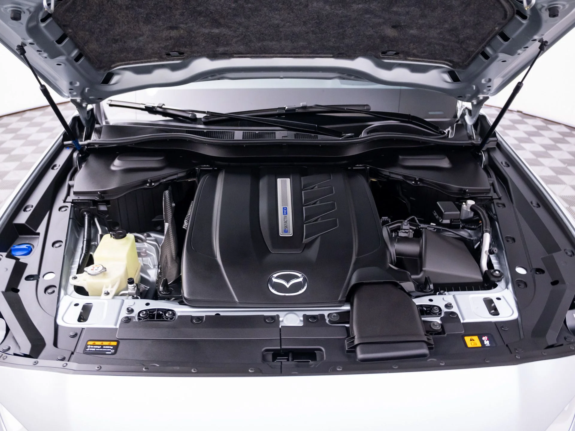 Used 2024 Silver Mazda Premium Plus image 33