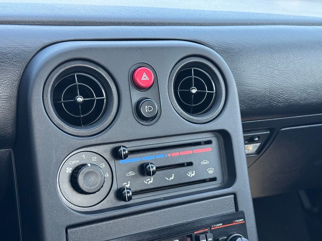 Used 1990 Classic Red Mazda Base image 13