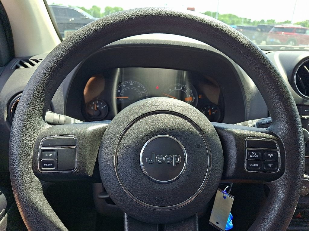 Used 2016 Blue Jeep Sport image 19