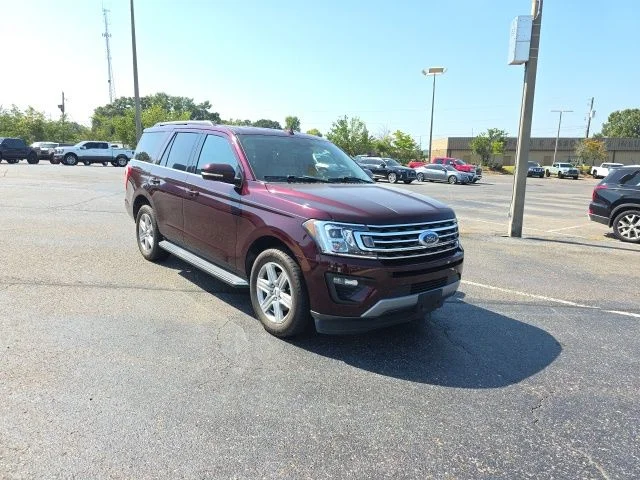 Used 2021 Red Ford XLT image 1