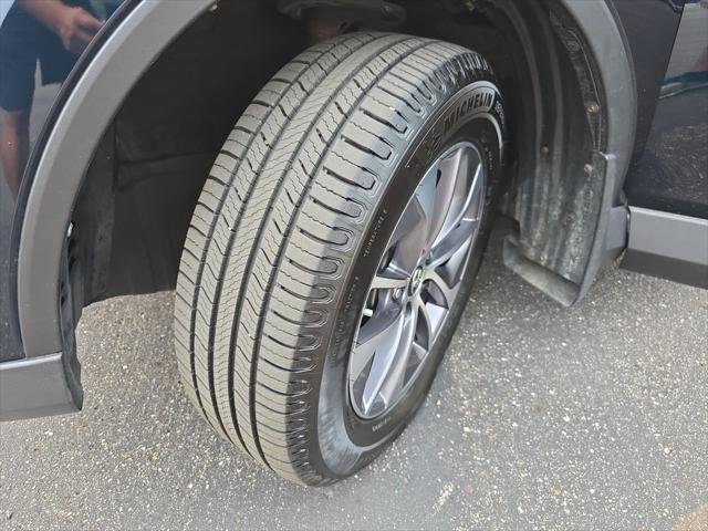 Certified Used 2018 GALACTIC AQUA Toyota Hybrid XLE image 38