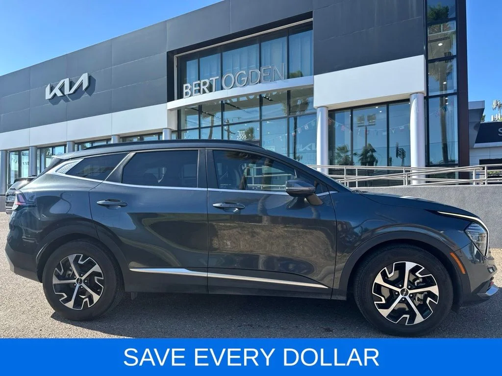 Used 2025 Gray Kia EX image 4