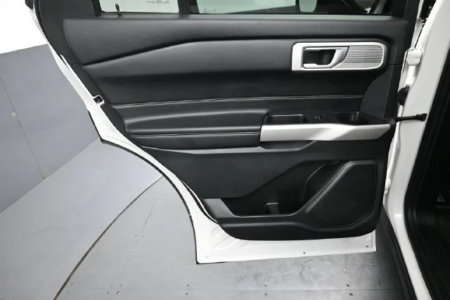 Certified Used 2024 Star White Ford XLT image 24