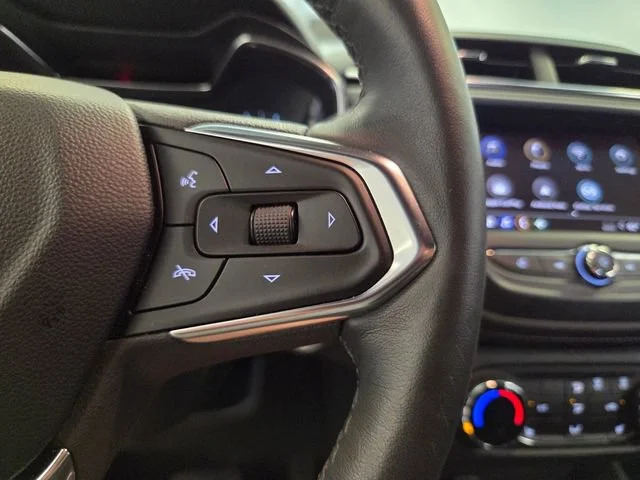 Used 2023 Summit White Chevrolet ACTIV image 25