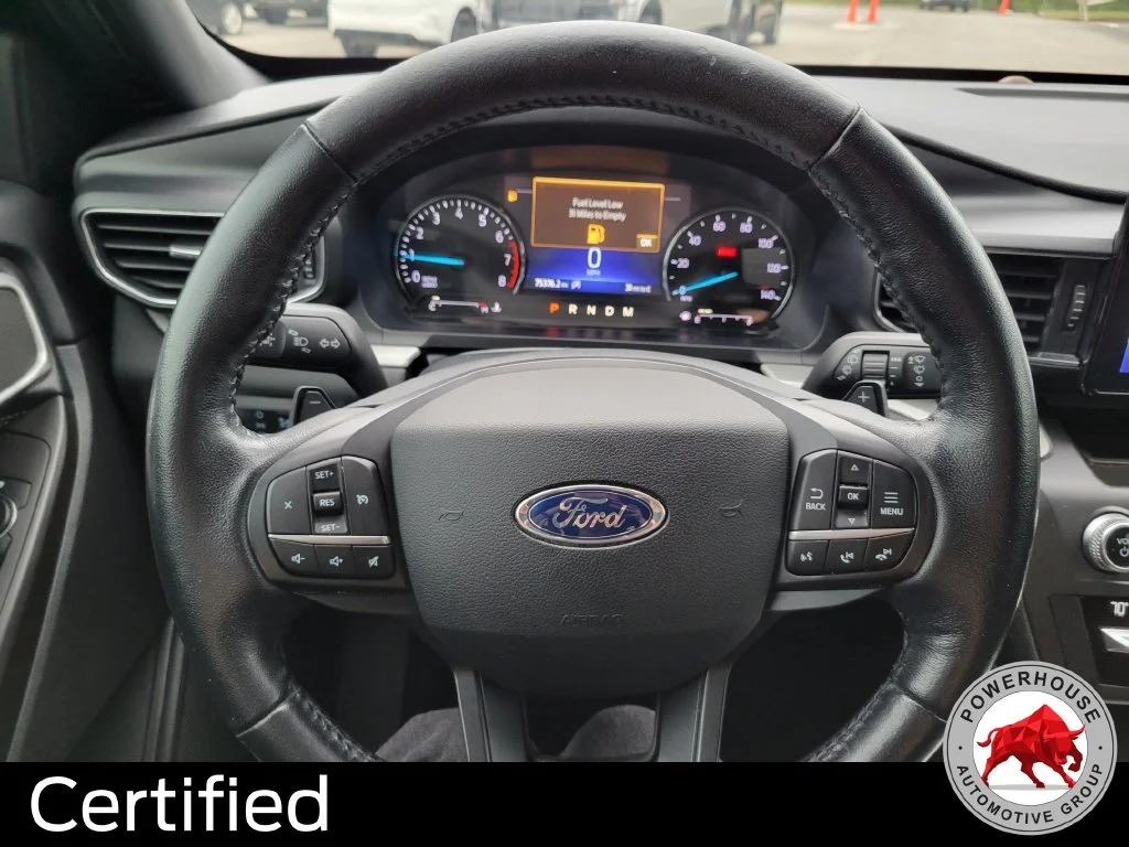 Used 2020 Silver Ford XLT image 33