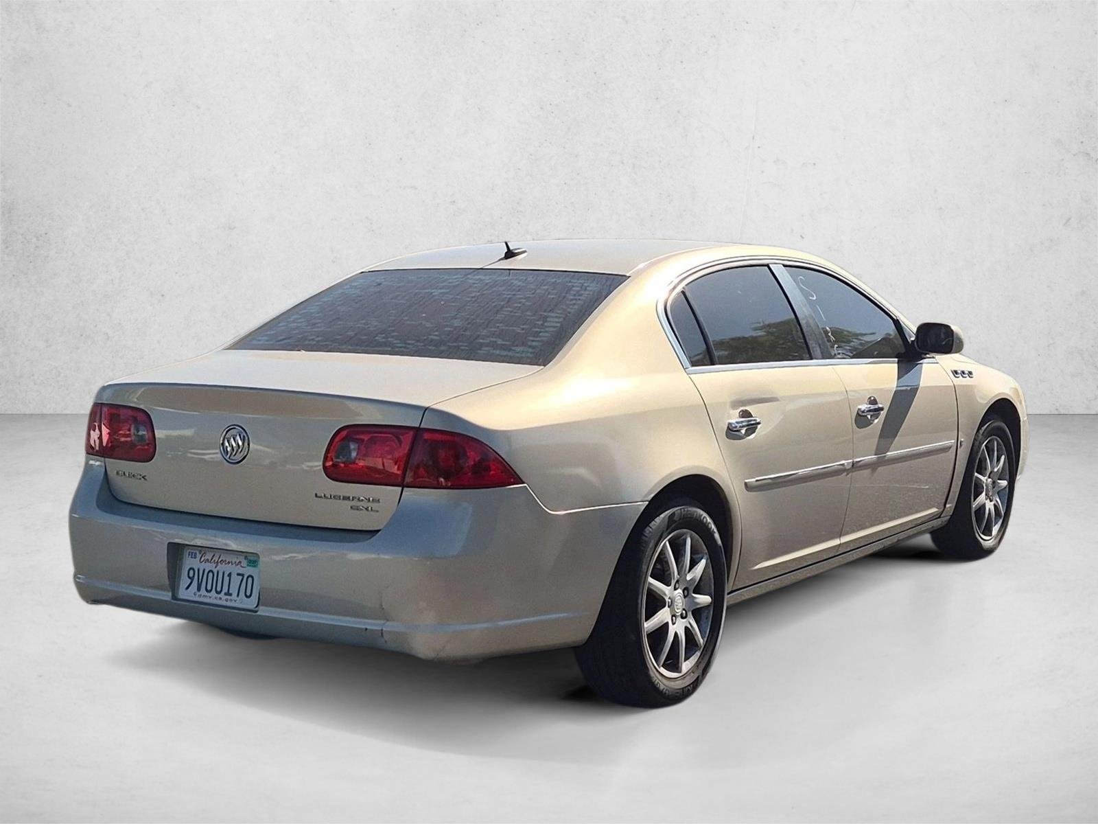 Used 2008 Gold Mist Metallic Buick CXL image 5