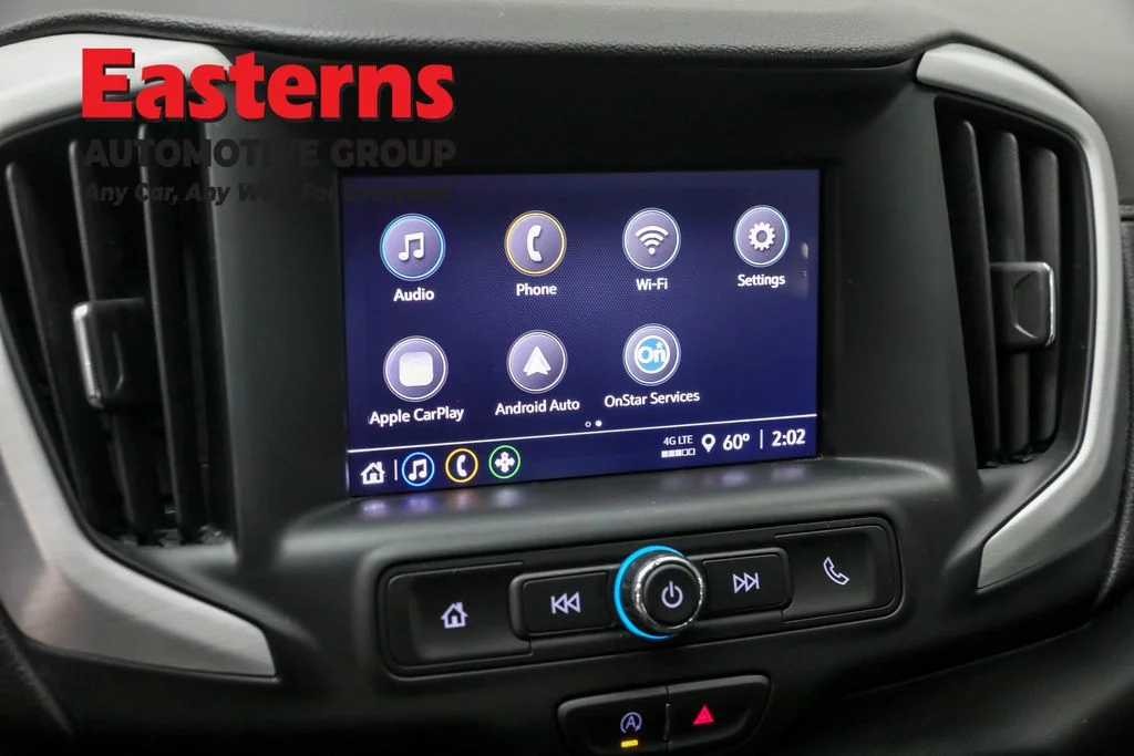 Used 2023 White GMC SLE image 18